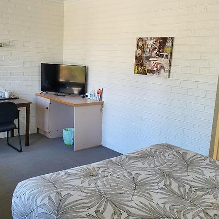 Koo Wee Rup Kooweerup Motel מראה חיצוני תמונה